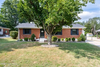 8814 Maple Rd, Louisville, KY 40229