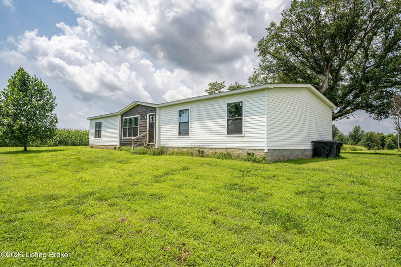 886 E Calvary Rd, Campbellsville, KY 42718