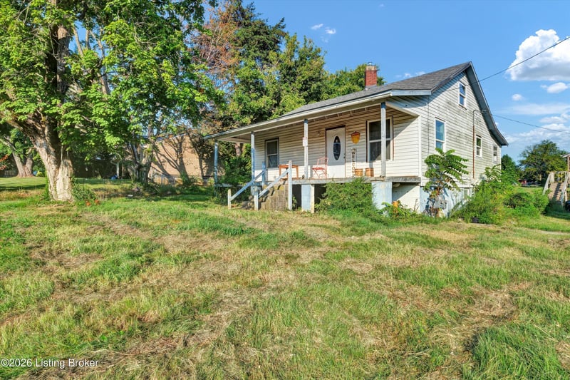 887 W Elm Rd, Radcliff, KY 40160