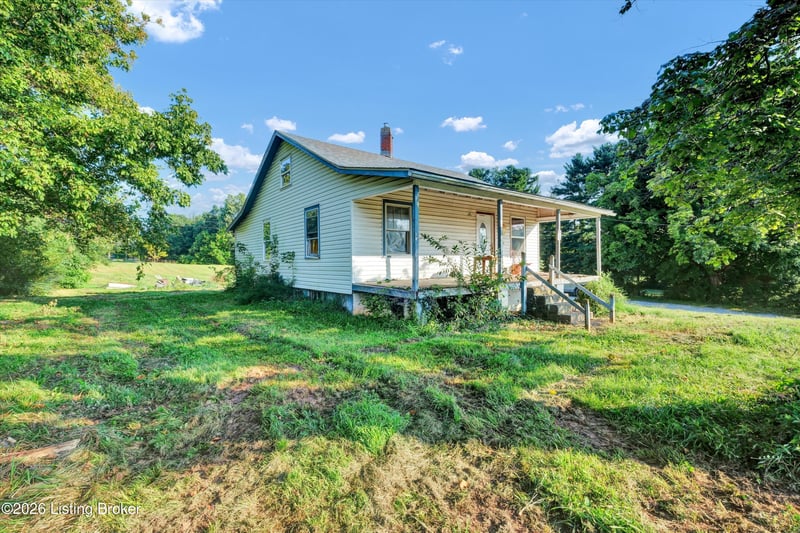 887 W Elm Rd, Radcliff, KY 40160