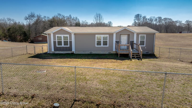 89 Kristi Ln, Russell Springs, KY 42642