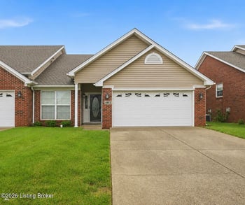8903 Stara Way, Jeffersontown, KY 40299
