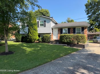 8907 Bobrader Ct, Jeffersontown, KY 40299