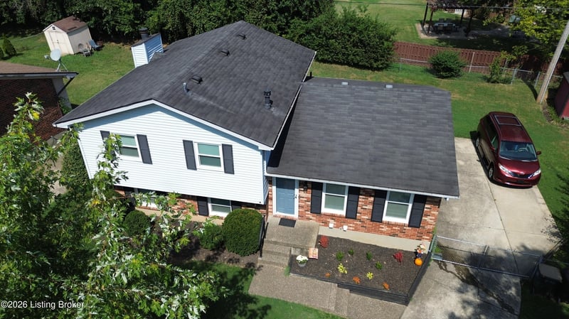 8907 Bobrader Ct, Jeffersontown, KY 40299
