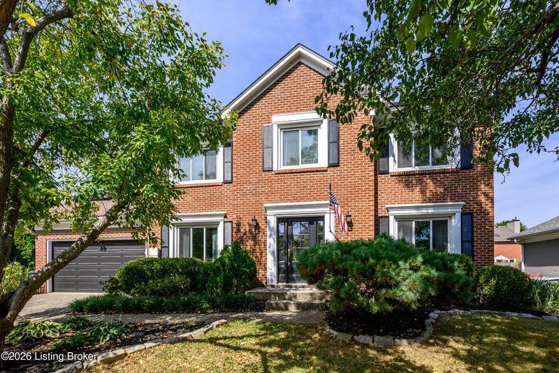 8909 Duxbury Rd, Louisville, KY 40242