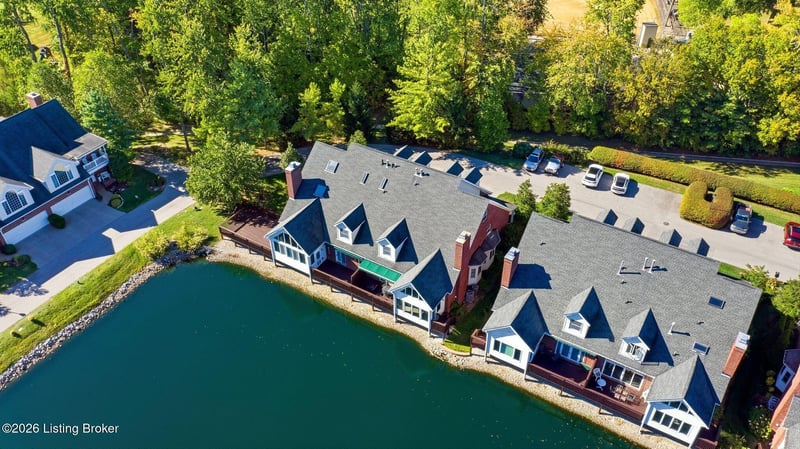 9000 Lyndon Lakes Pl, Louisville, KY 40242