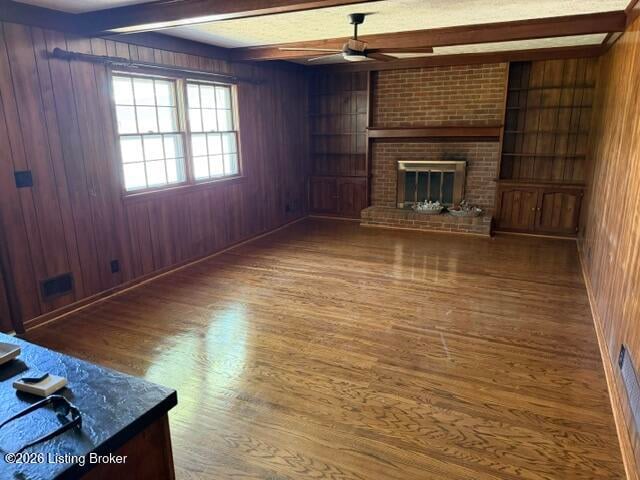 9005 Glover Ln, Louisville, KY 40242