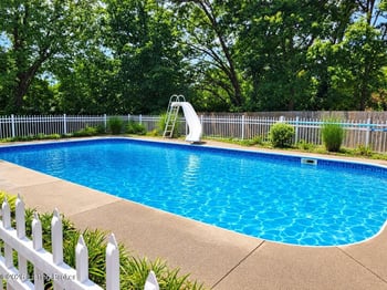 9006 Denise Dr, Louisville, KY 40219