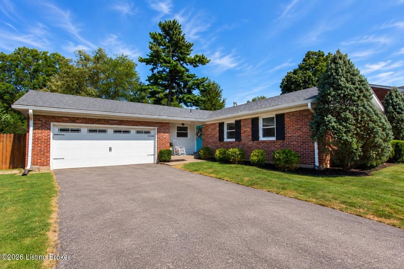 9009 Cardiff Rd, Louisville, KY 40242