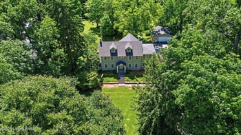 902 Bellewood Rd, Anchorage, KY 40223
