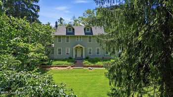 902 Bellewood Rd, Anchorage, KY 40223