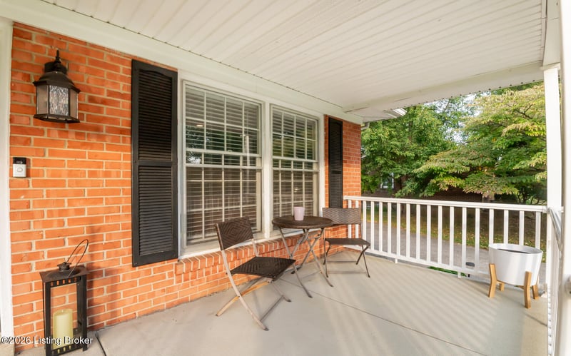 904 Girard Dr, Louisville, KY 40222