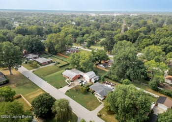 904 Girard Dr, Louisville, KY 40222