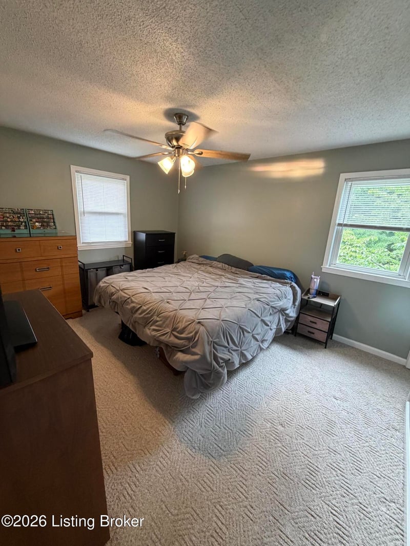 904 Tyler Cir, Elizabethtown, KY 42701