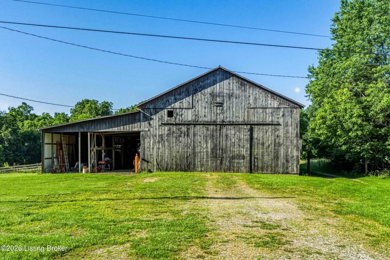 904 Waddy Rd, Waddy, KY 40076