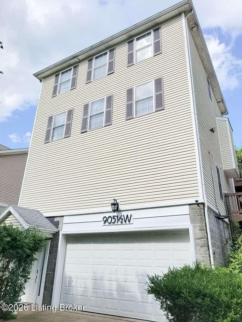 905 12 W Riverside Dr, Louisville, KY 40207