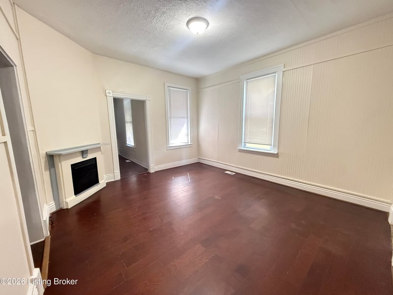 905 Winkler Ave, Louisville, KY 40208