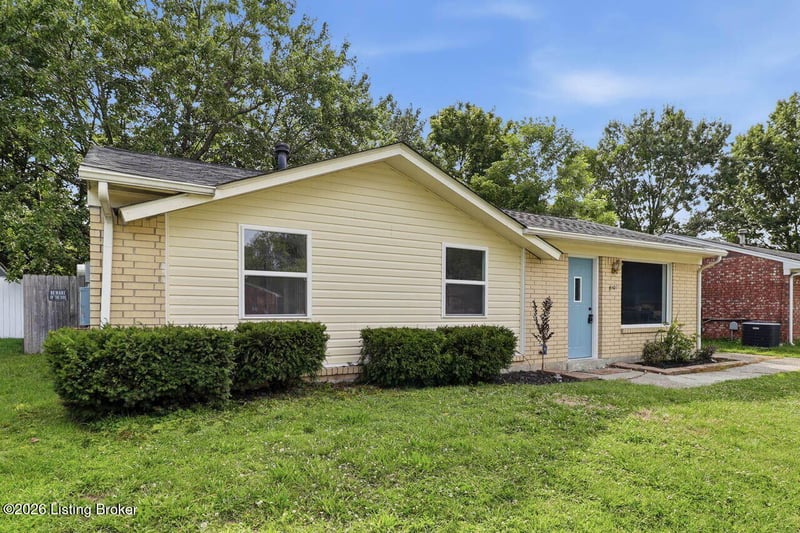 9102 Willowcreek Dr, Louisville, KY 40219