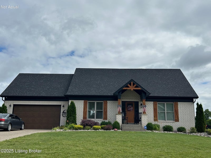 9105 Foxplum Ct, Louisville, KY 40272