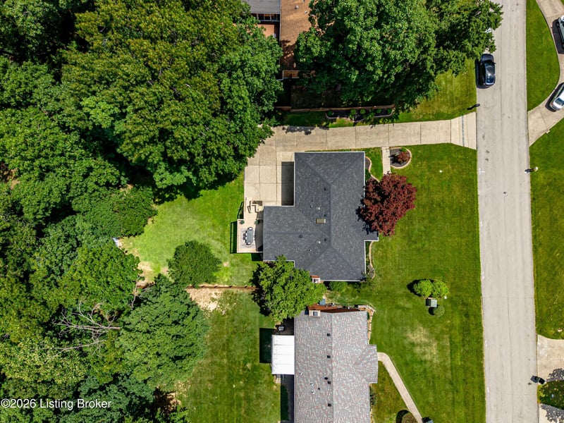 9107 Split Rail Dr, Louisville, KY 40272