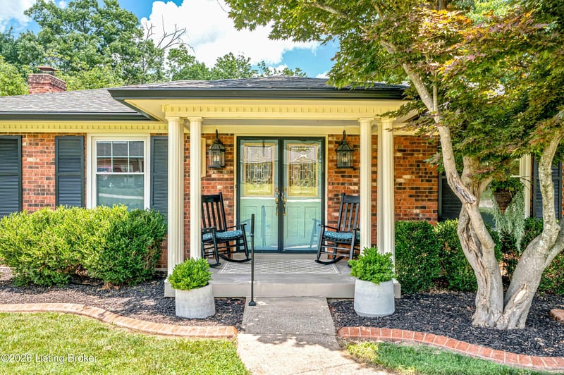 9107 Split Rail Dr, Louisville, KY 40272