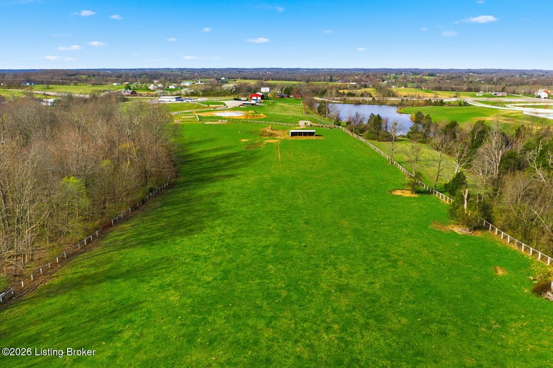 9108 Louisville Rd, Lawrenceburg, KY 40342