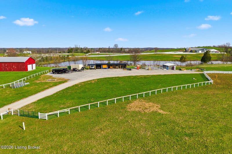 9108 Louisville Rd, Lawrenceburg, KY 40342