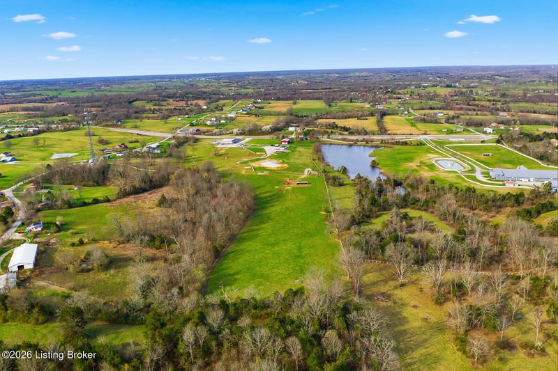 9108 Louisville Rd, Lawrenceburg, KY 40342