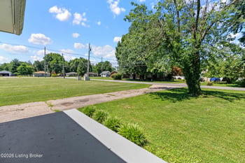 9115 Thompson Ln, Louisville, KY 40258