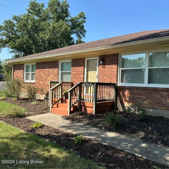 9115 Waltlee Rd, Louisville, KY 40291