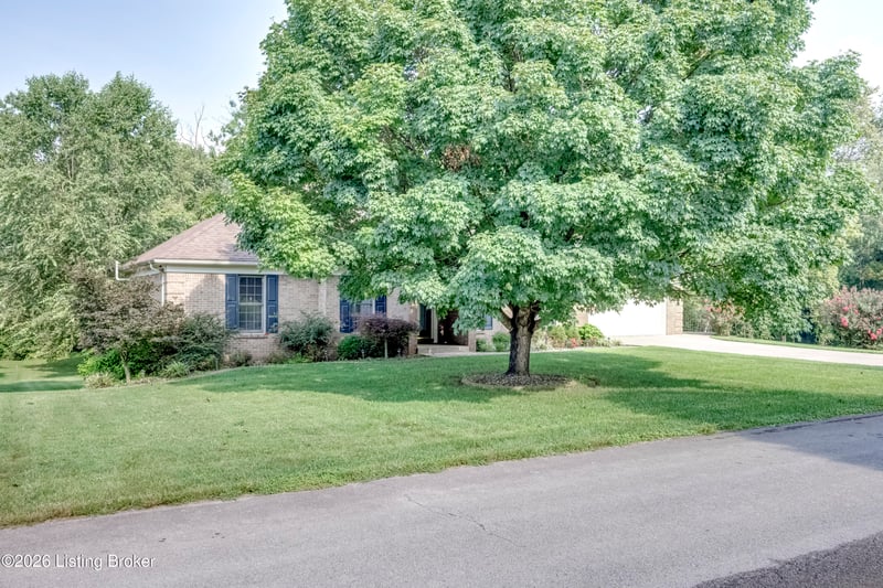 912 Woods Run Rd, Bardstown, KY 40004