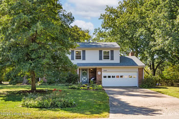 9120 Pine Lake Dr, Louisville, KY 40220