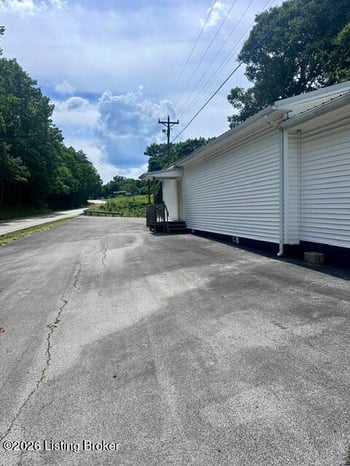 9125 Hwy 127 S, Jamestown, KY 42629
