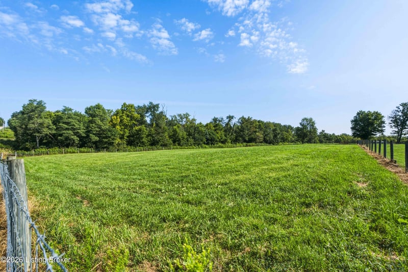 914 Hanna Rd, Shelbyville, KY 40065