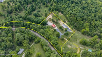 915 Brier Creek Rd, Mammoth Cave, KY 42259