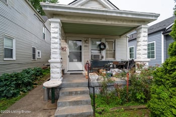 916 Ash St, Louisville, KY 40217