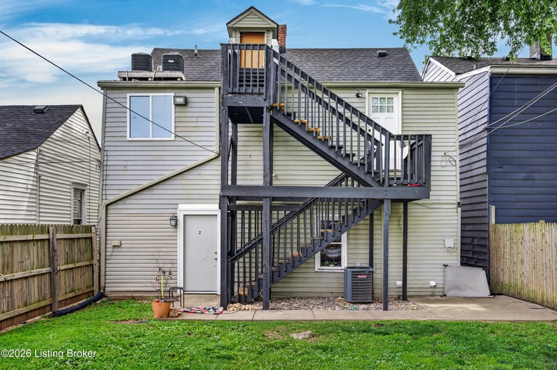 918 Ash St, Louisville, KY 40217