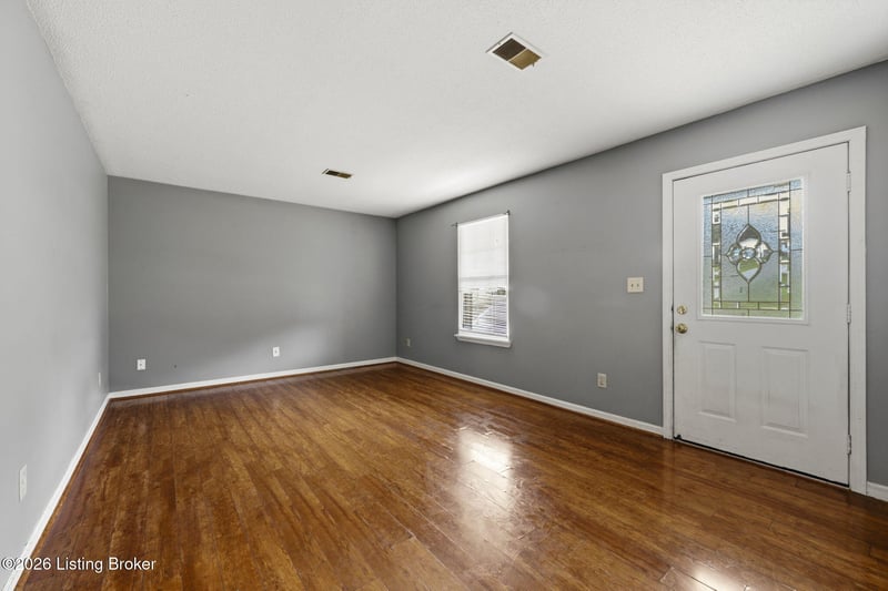 918 Austin Dr, Radcliff, KY 40160