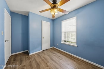 918 Austin Dr, Radcliff, KY 40160