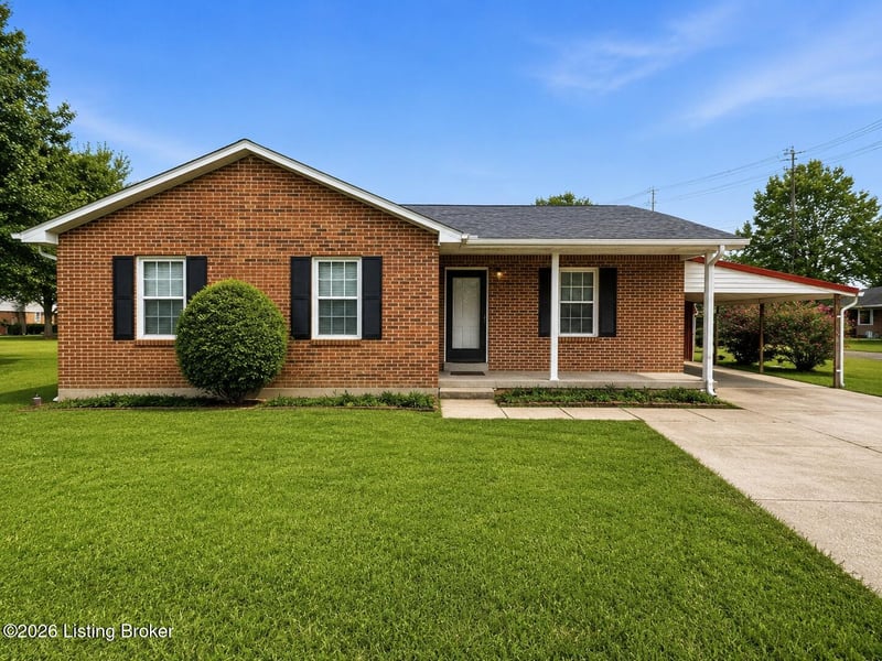 918 Austin Dr, Radcliff, KY 40160