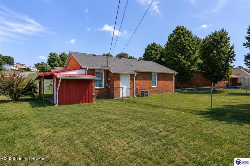 918 Austin Dr, Radcliff, KY 40160