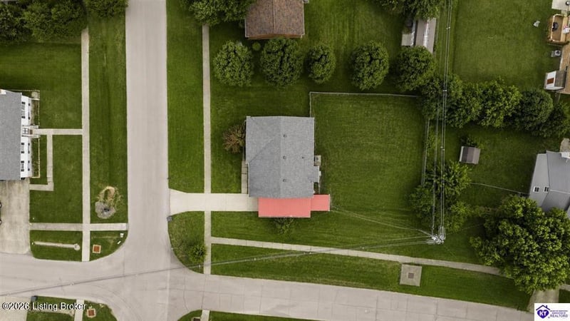 918 Austin Dr, Radcliff, KY 40160