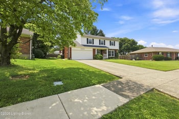 9202 Auburn Ave, Jeffersontown, KY 40299