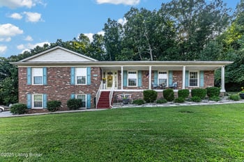 9202 Lakeridge Dr, Louisville, KY 40272
