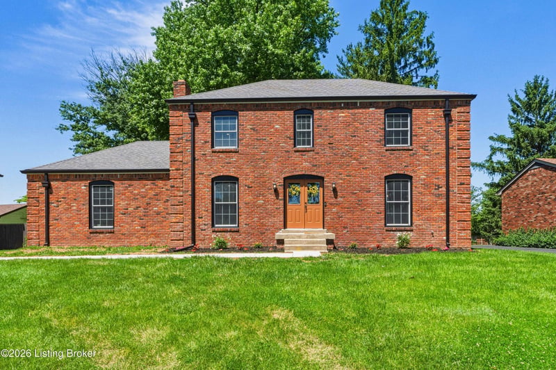 9205 Collingwood Rd, Jeffersontown, KY 40299