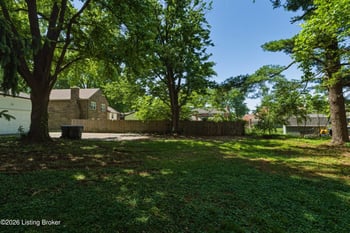 9205 Collingwood Rd, Jeffersontown, KY 40299