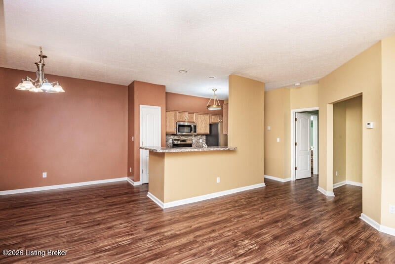 9208 Hawthorne Pointe Dr #102, Louisville, KY 40272