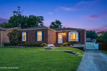 9208 N Pirogue Ct, Louisville, KY 40299