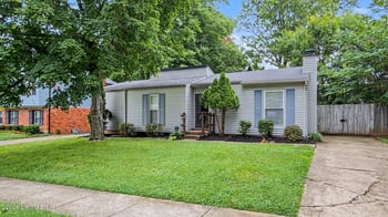 9211 Marse Henry Dr, Jeffersontown, KY 40299