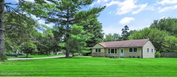 9211 Pensive Ln, Louisville, KY 40272